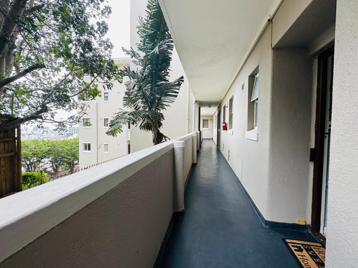 Nederburg, Sea Point, 2 Bed Apt - New Кейптаун Экстерьер фото